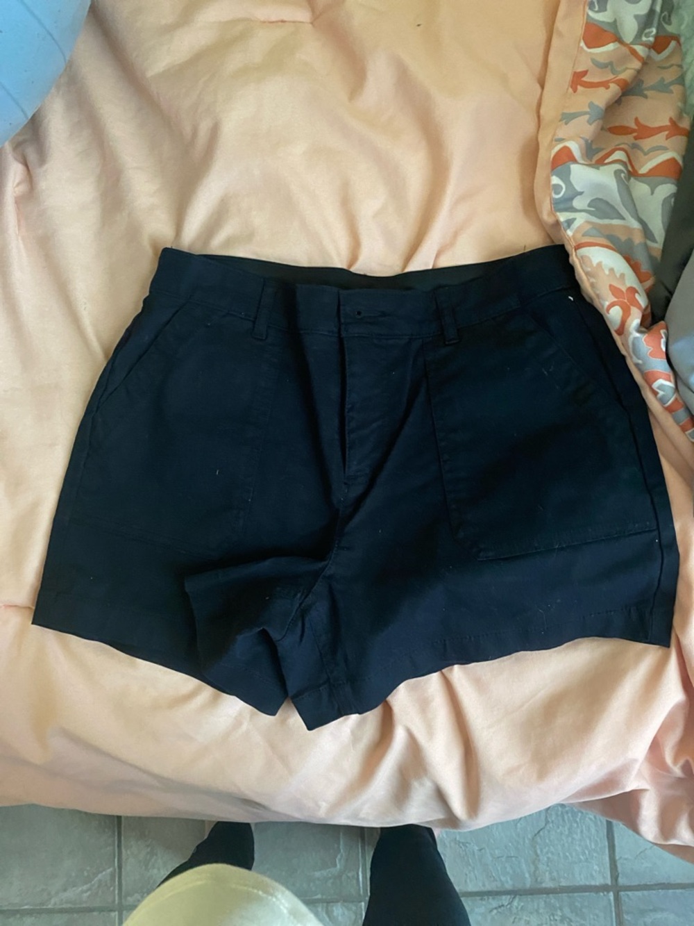 Women’s High-Rise Black  Shorts